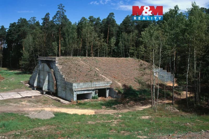 Prodej leteckého hangáru